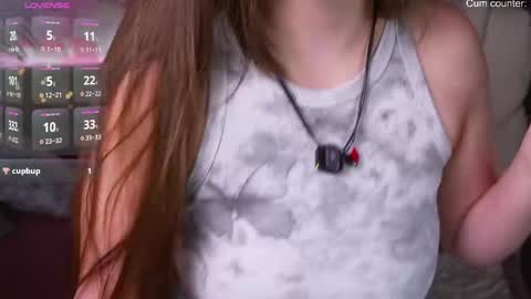 V A L E R Y  M U R online show from April 15, 7:14 pm