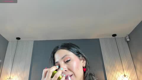 Snapshot of valerynova chatting on March 6, 11:03 am Carla online show from March 6, 11:03 am