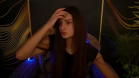 Snapshot of valeryroyale chatting on January 29, 2:32 pm Valery online show from January 29, 2:32 pm