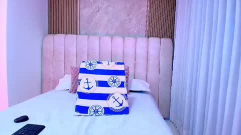 Valeska online show from November 5, 12:10 pm