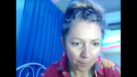 ValleriWind online show from January 28, 1:27 pm