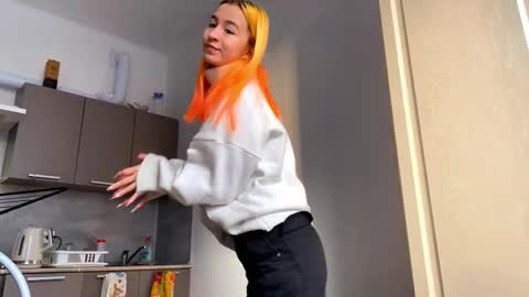 Emily online show from February 21, 6:36 am