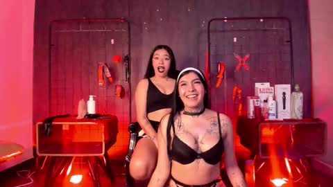 Snapshot of vampdollx chatting on September 18, 12:37 pm Vamp online show from September 18, 12:37 pm