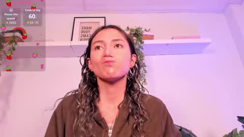 vamp  online show from December 15, 11:21 pm