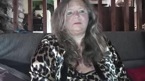 Snapshot of vampwoman chatting on January 11, 10:19 am vampwoman online show from January 11, 10:19 am