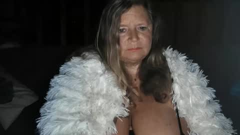 Snapshot of vampwoman chatting on January 27, 6:20 pm vampwoman online show from January 27, 6:20 pm