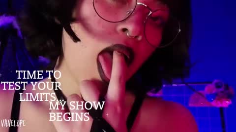 Vanelope online show from September 17, 8:07 pm