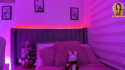 Snapshot of vanesa_moon_ chatting on September 18, 12:20 am vanesa_moon_ online show from September 18, 12:20 am