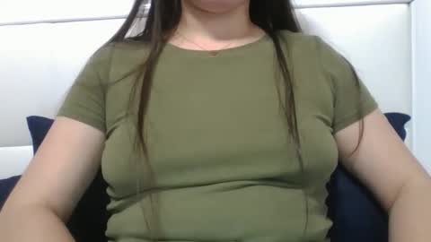 VanesaJewel online show from November 3, 9:41 pm