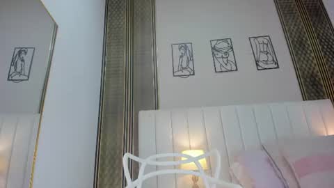vanessa__cb online show from July 18, 12:07 pm