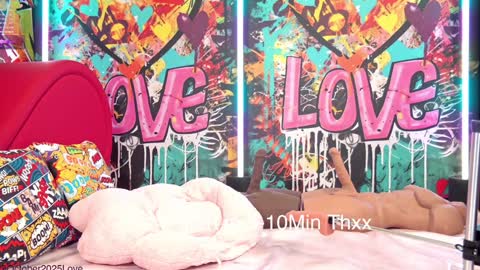 Snapshot of vanessa_love chatting on October 25, 2:25 pm  Vanessa  online show from October 25, 2:25 pm