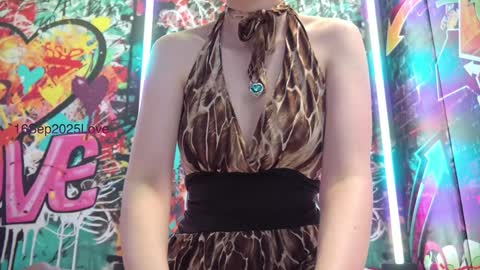 Snapshot of vanessa_love chatting on September 16, 2:36 pm  Vanessa  online show from September 16, 2:36 pm