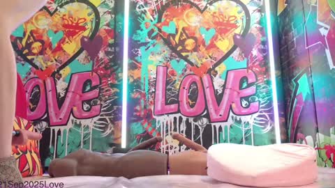 Snapshot of vanessa_love chatting on September 21, 2:27 pm  Vanessa  online show from September 21, 2:27 pm