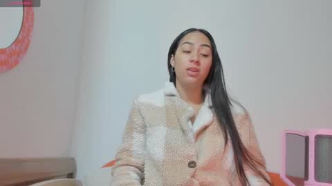 vanessaadol online show from December 30, 11:04 am