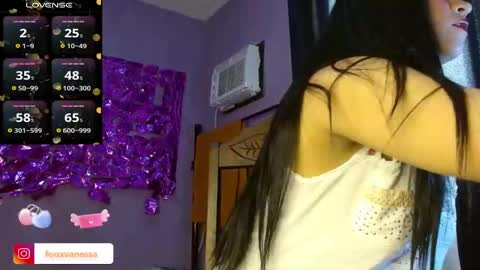 vanessafoox online show from December 25, 2:56 pm