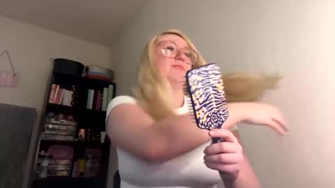 vanillapuddingpie online show from January 7, 5:20 pm