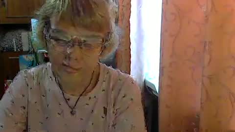 Vanillaxcreamy online show from February 16, 11:05 am