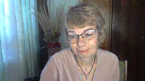 Vanillaxcreamy online show from November 29, 8:07 am