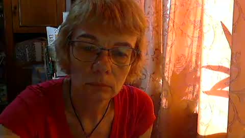 Vanillaxcreamy online show from March 8, 12:28 pm