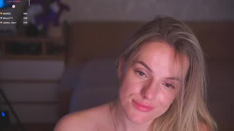 Sophie online show from May 16, 12:35 am