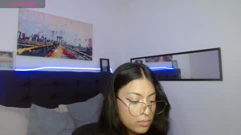 vane online show from November 26, 7:26 pm