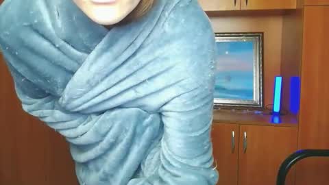 Vanessa online show from February 21, 5:35 pm