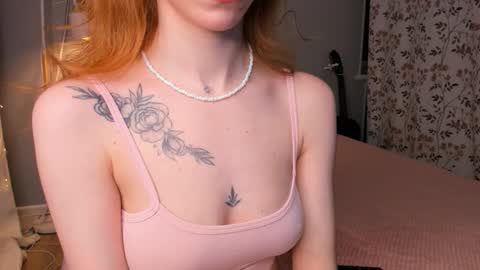 Mia online show from October 23, 9:32 pm