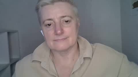 vea_motty online show from February 19, 3:00 pm