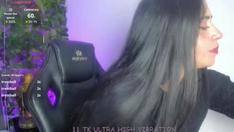 Isabella online show from November 13, 9:25 pm