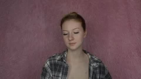 Sophie online show from May 21, 7:12 pm