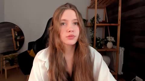Snapshot of velvet_cherry chatting on October 19, 3:47 pm velvet_cherry online show from October 19, 3:47 pm