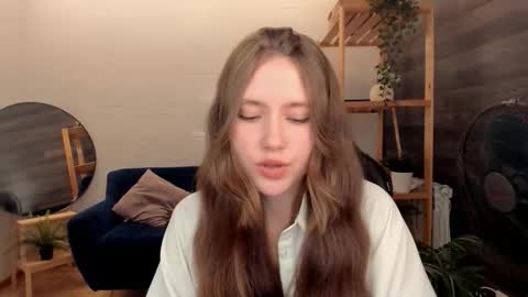 Snapshot of velvet_cherry chatting on September 23, 3:54 pm velvet_cherry online show from September 23, 3:54 pm