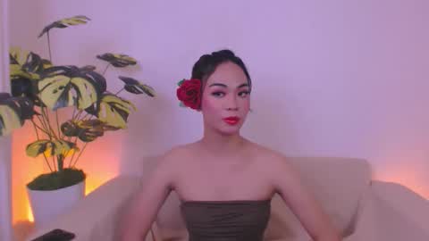 Velvet online show from May 30, 3:59 am