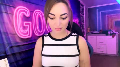 MERYEM online show from February 22, 1:45 pm