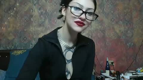 Naly online show from November 30, 12:20 pm