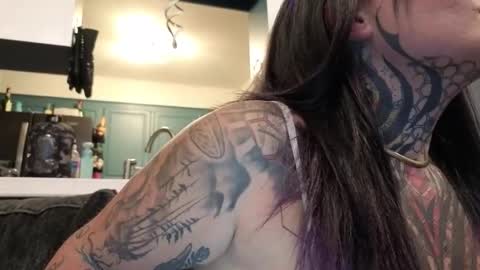 Snapshot of ventressinkbaby chatting on October 24, 1:01 am VentressInk online show from October 24, 1:01 am