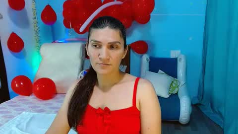 Snapshot of venus_swet chatting on February 18, 2:05 am Catalina online show from February 18, 2:05 am