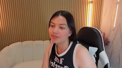 Venus  online show from December 21, 7:51 pm