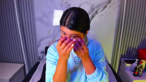 Venusowen  online show from March 27, 1:01 pm