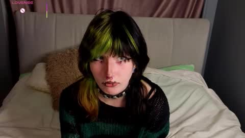 Erica online show from October 19, 8:11 pm