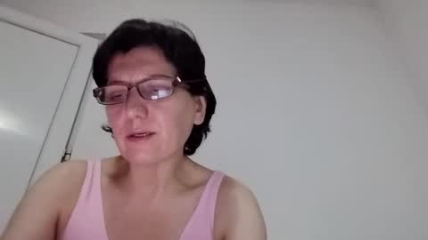 Vera online show from October 28, 7:08 pm