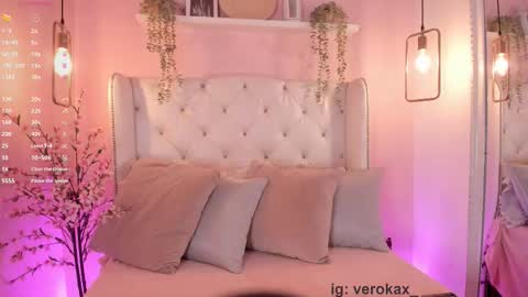 Vero online show from October 24, 1:18 pm