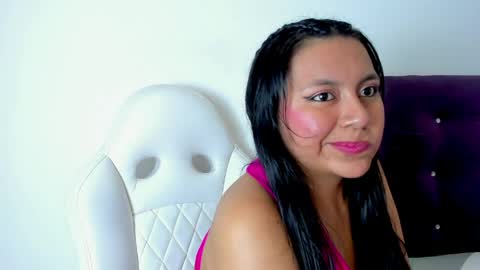 veronicaa_squirt online show from April 2, 3:15 am