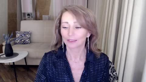 Snapshot of veronicagilbert chatting on January 15, 4:57 am Helen online show from January 15, 4:57 am