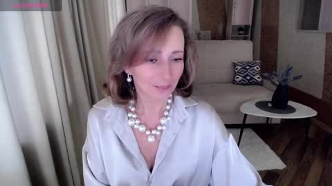 Snapshot of veronicagilbert chatting on January 22, 5:05 am Helen online show from January 22, 5:05 am