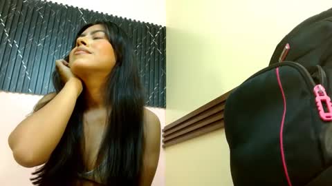 Veronica Robles online show from January 15, 7:09 pm