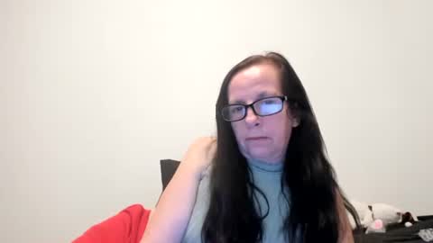 verysassypeachgoddess online show from January 6, 3:32 am
