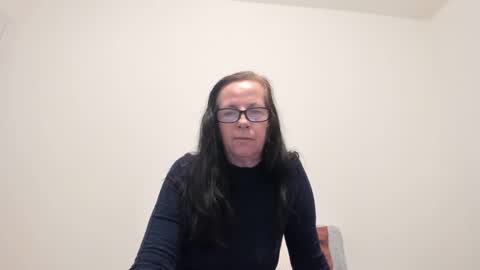 verysassypeachgoddess online show from February 10, 11:46 am