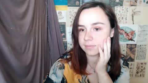 veryveryvery_shy online show from September 20, 5:50 am