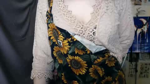 veryveryvery_shy online show from February 20, 6:39 am